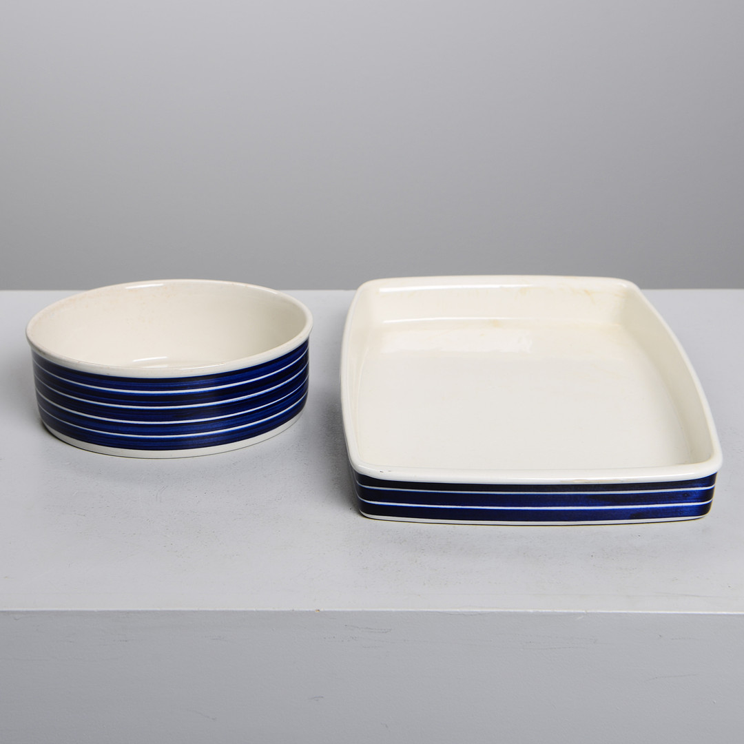 STIG LINDBERG. "Cordon Bleu", serveringsfat & potatisskål, 2 st, Gustavsberg, 1966.