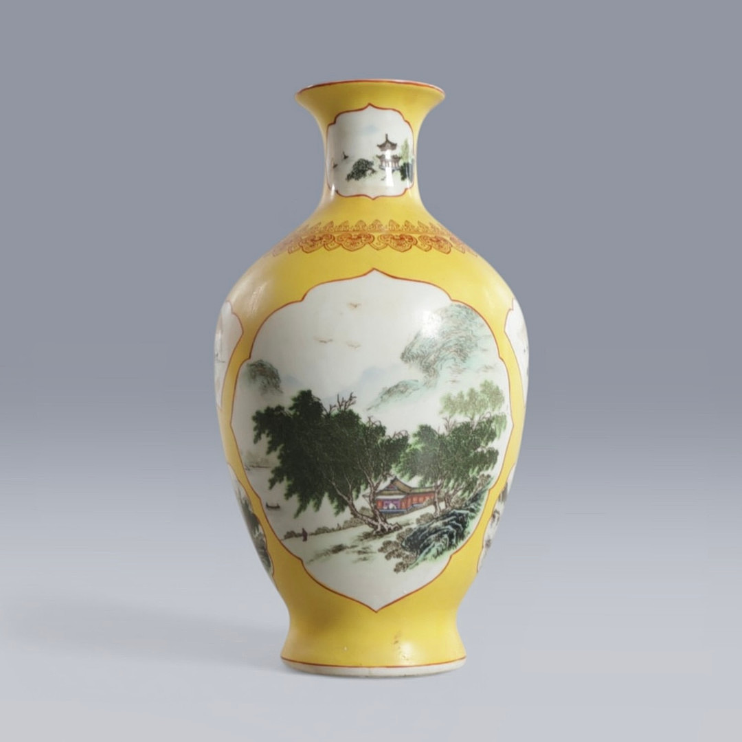 Vase dekoreret i gult med motiv af bjerglandskab, huse og træer. Signeret i bunden. Kina, 20. årh.