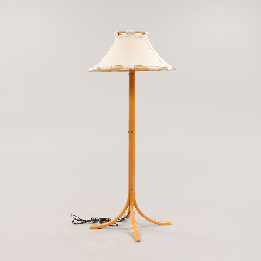 GOLVLAMPA, 1900-talets andra hälft.