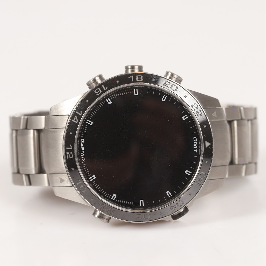 GARMIN. Pilotklocka, s. k. smartwatch, "MARQ Aviator", Gen 2, titan, 2026.