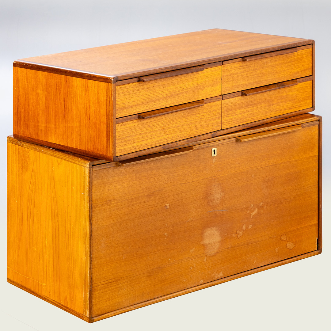 ASKO. Kleine Kommode mit 4 Schubladen + ein Unterschrank / Truhe (2).