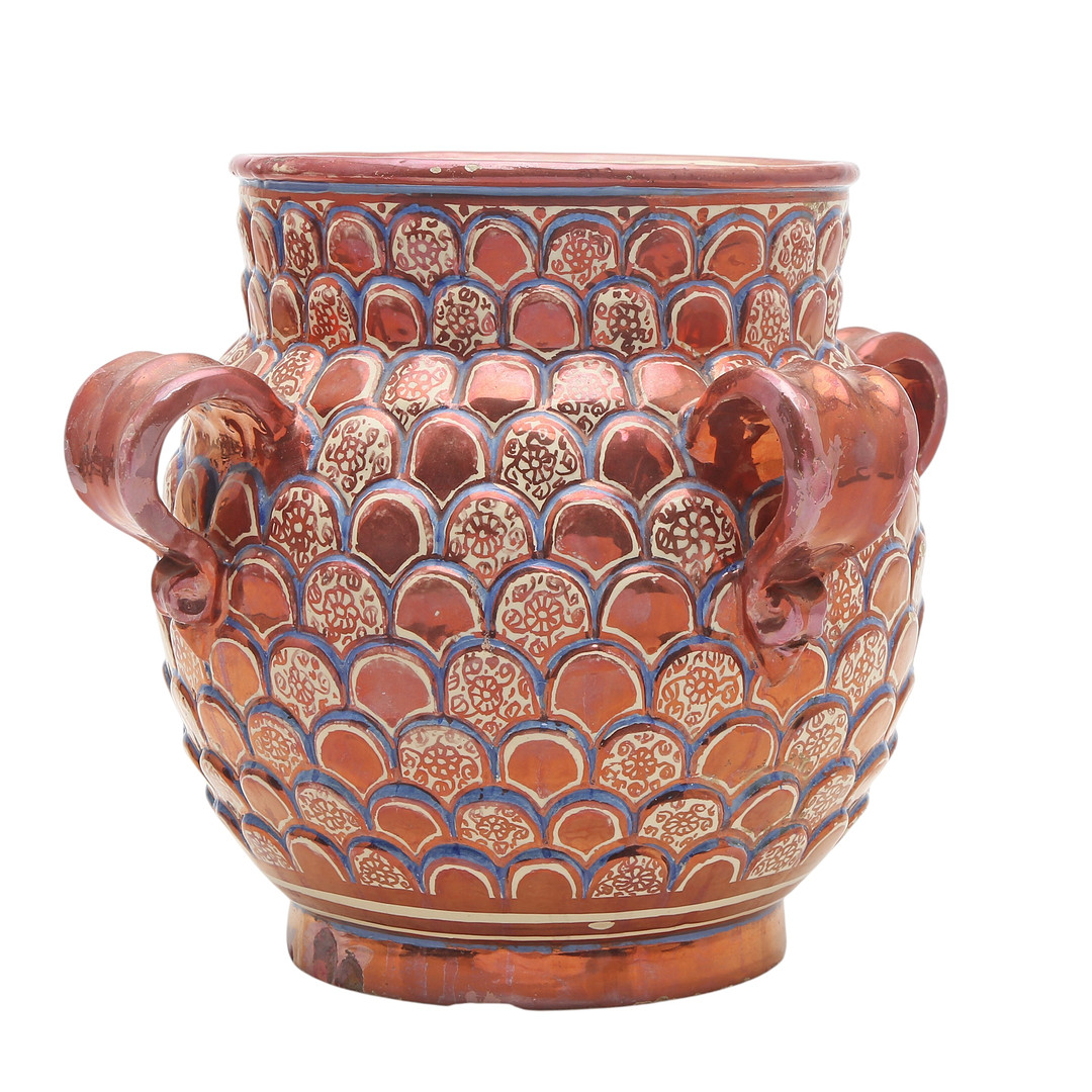 Levantine four-handled jar in lustreware, first half of the 20th Century.