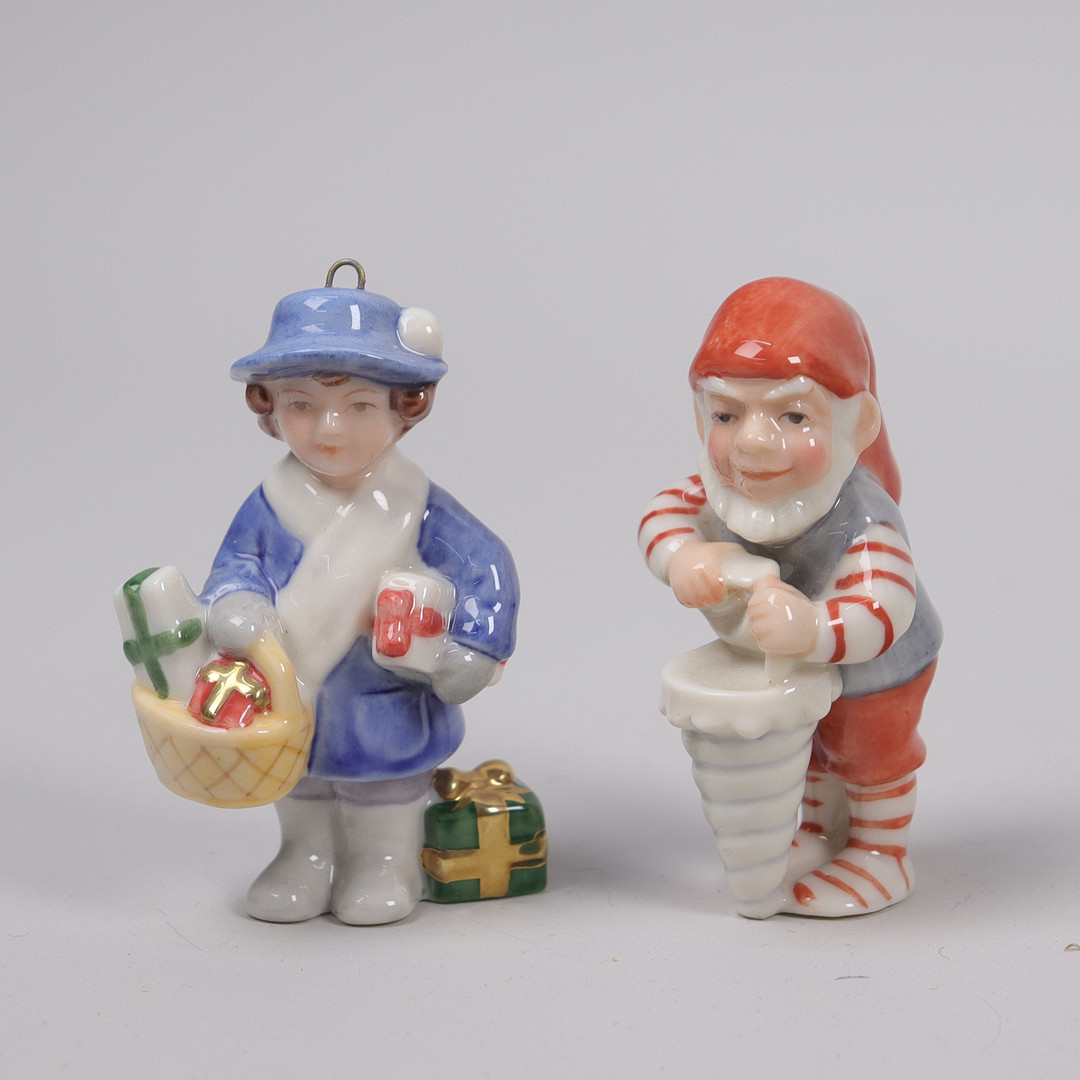 SVEN VESTERGAARD. för Royal Copenhagen, julfigur #762 och #155, 2 st.