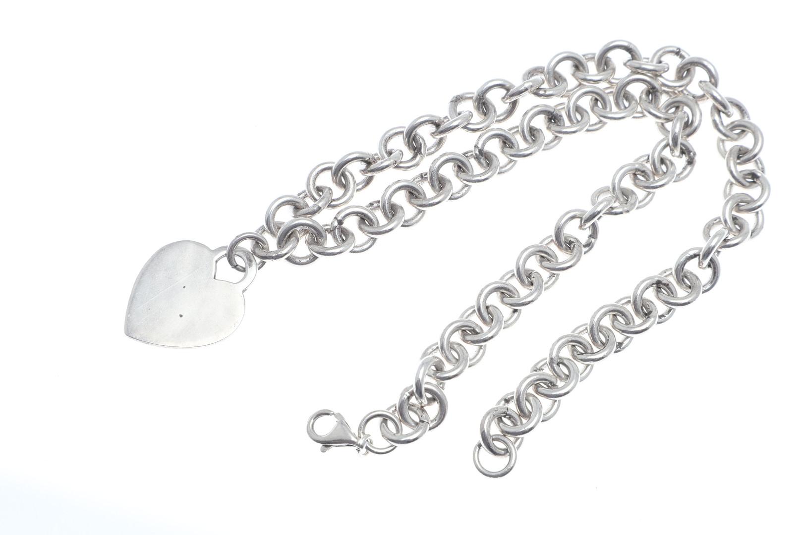 A SILVER NECKLACE BY TIFFANY & CO.