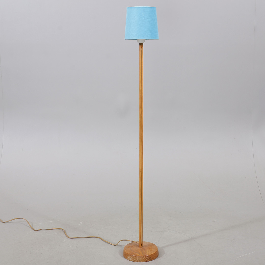 GOLVLAMPA, 1900-talets andra hälft.