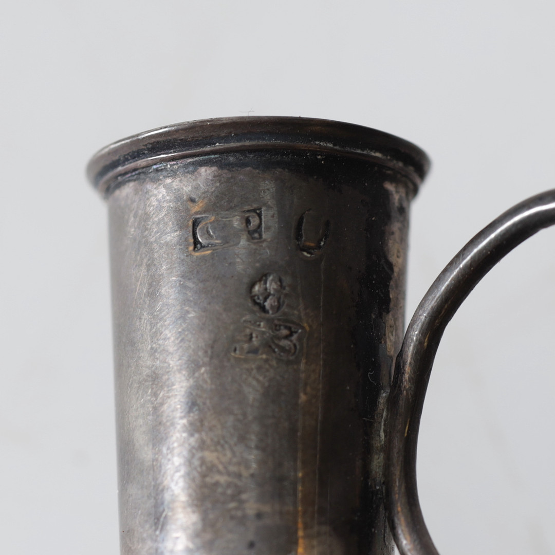 PIPHUVUDEN, 6 st, för långpipor, sjöskum med silverinfattning, 1800-tal.