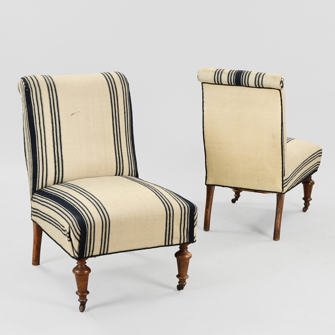 Tre lænestole med ben af bejdset bøg, sæde og ryg betrukket med stribet uldstof, 1880-1900, (3).