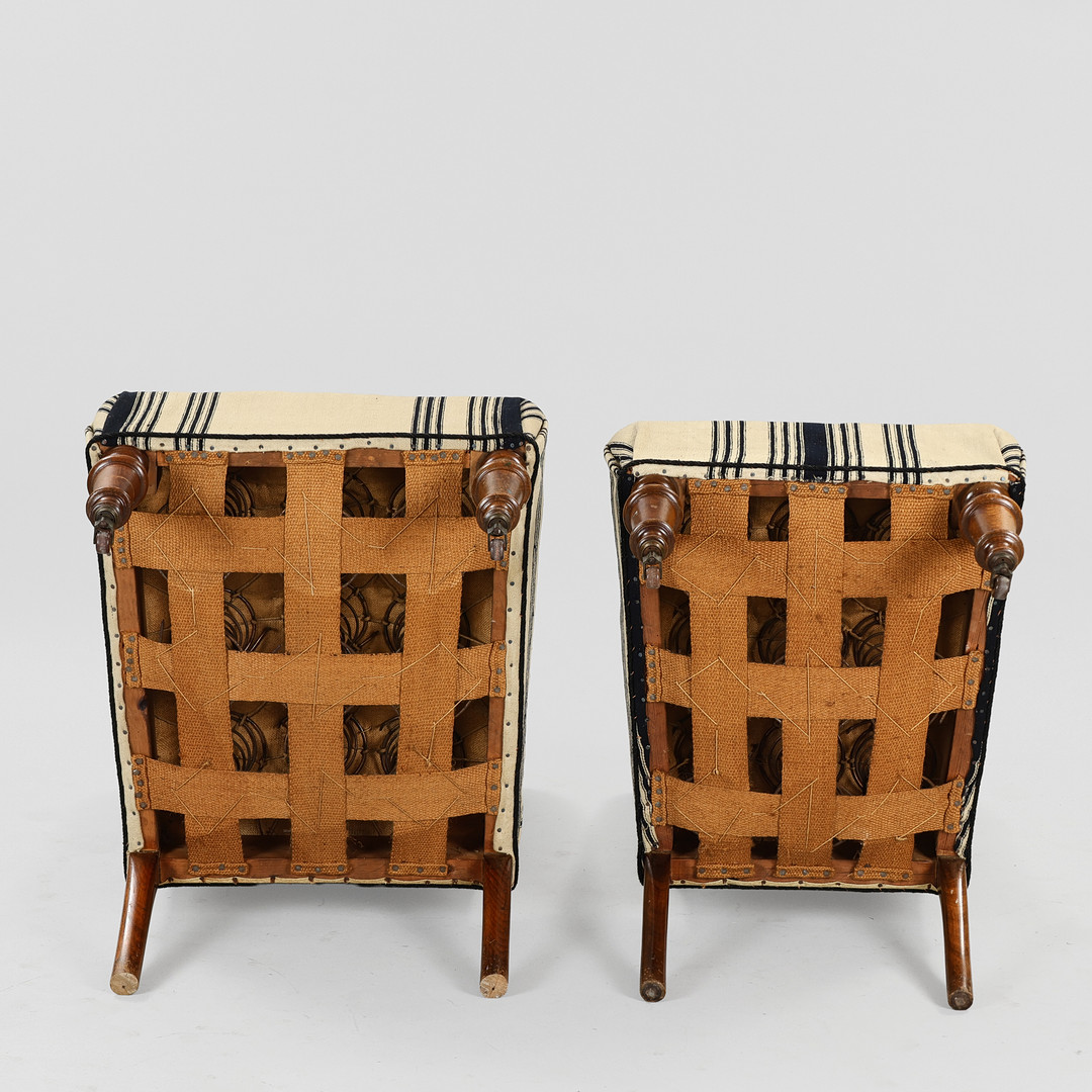Tre lænestole med ben af bejdset bøg, sæde og ryg betrukket med stribet uldstof, 1880-1900, (3).