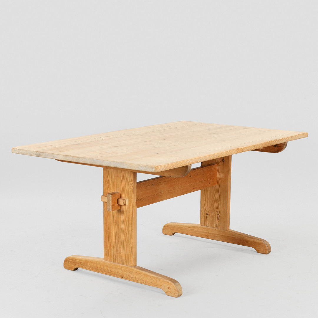 DANSK MØBELDESIGN. "Shaker" spisebord af egetræ, understel samlet med kiler, 1900-tallets anden halvdel.