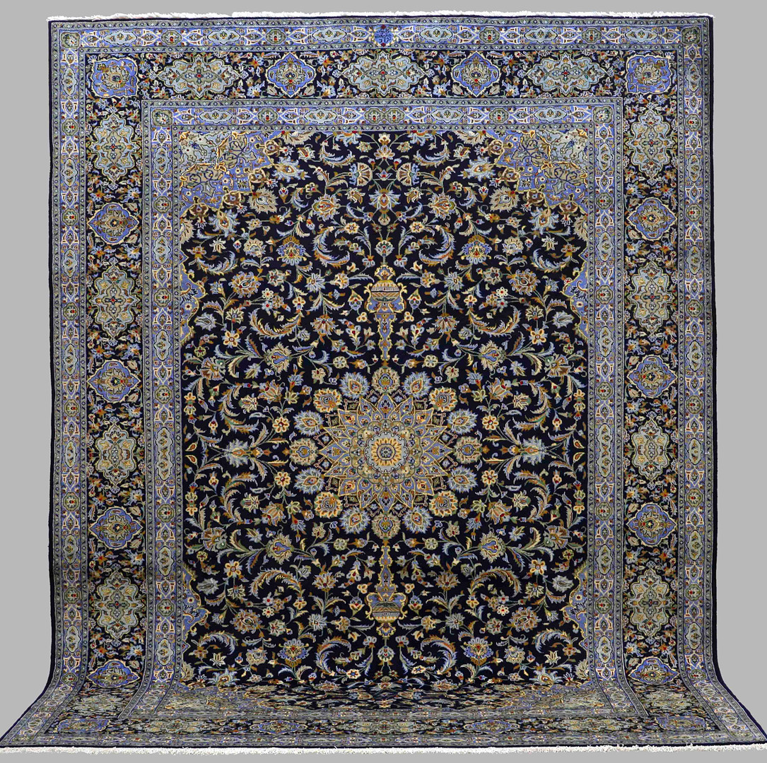 ORIENTMATTA. Blå Keshan, 386 x 292 cm.