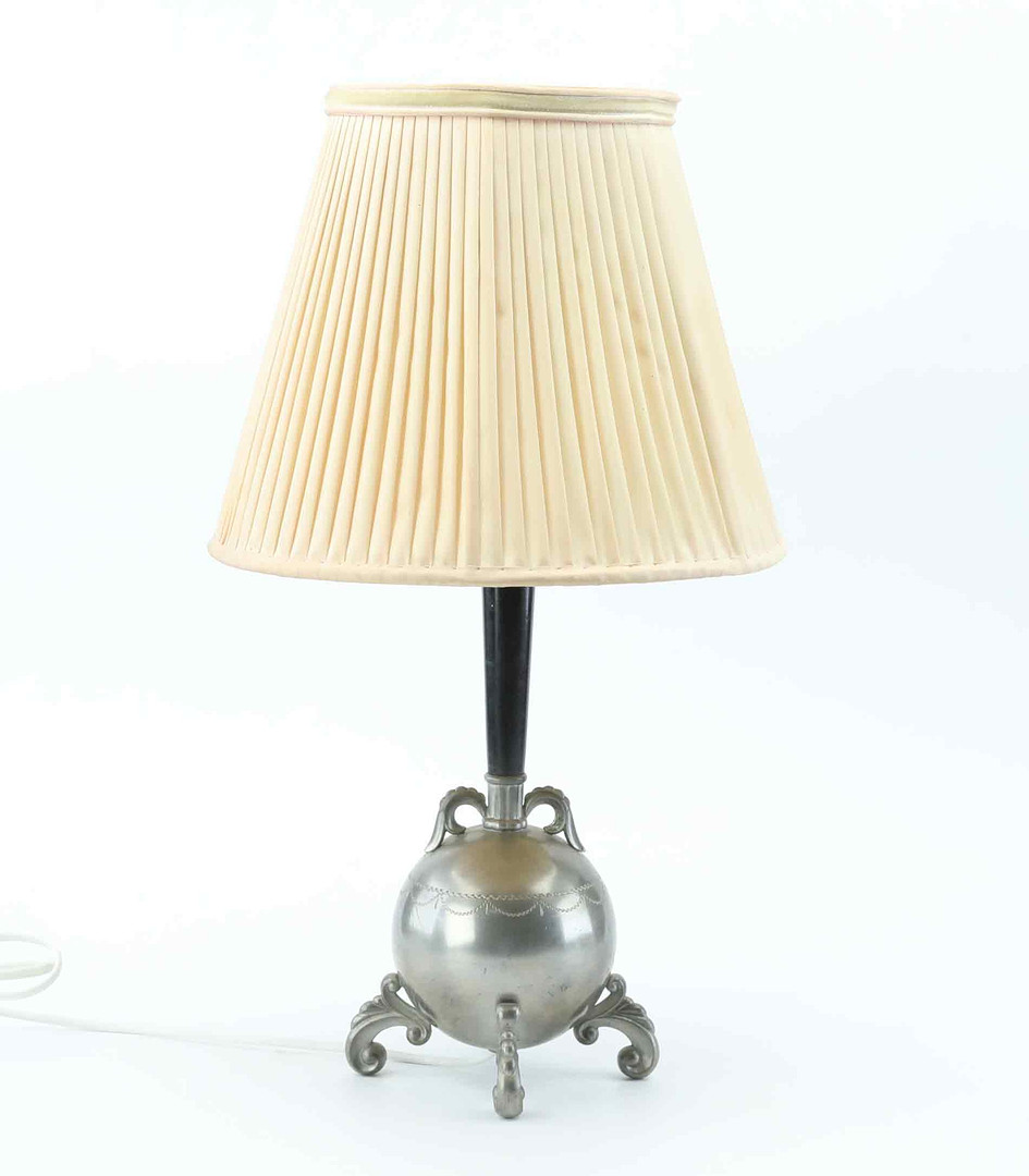 LUNDIN och LINDBERG. Bordslampa, Swedish Grace, tenn, modell 565, 1930-tal.