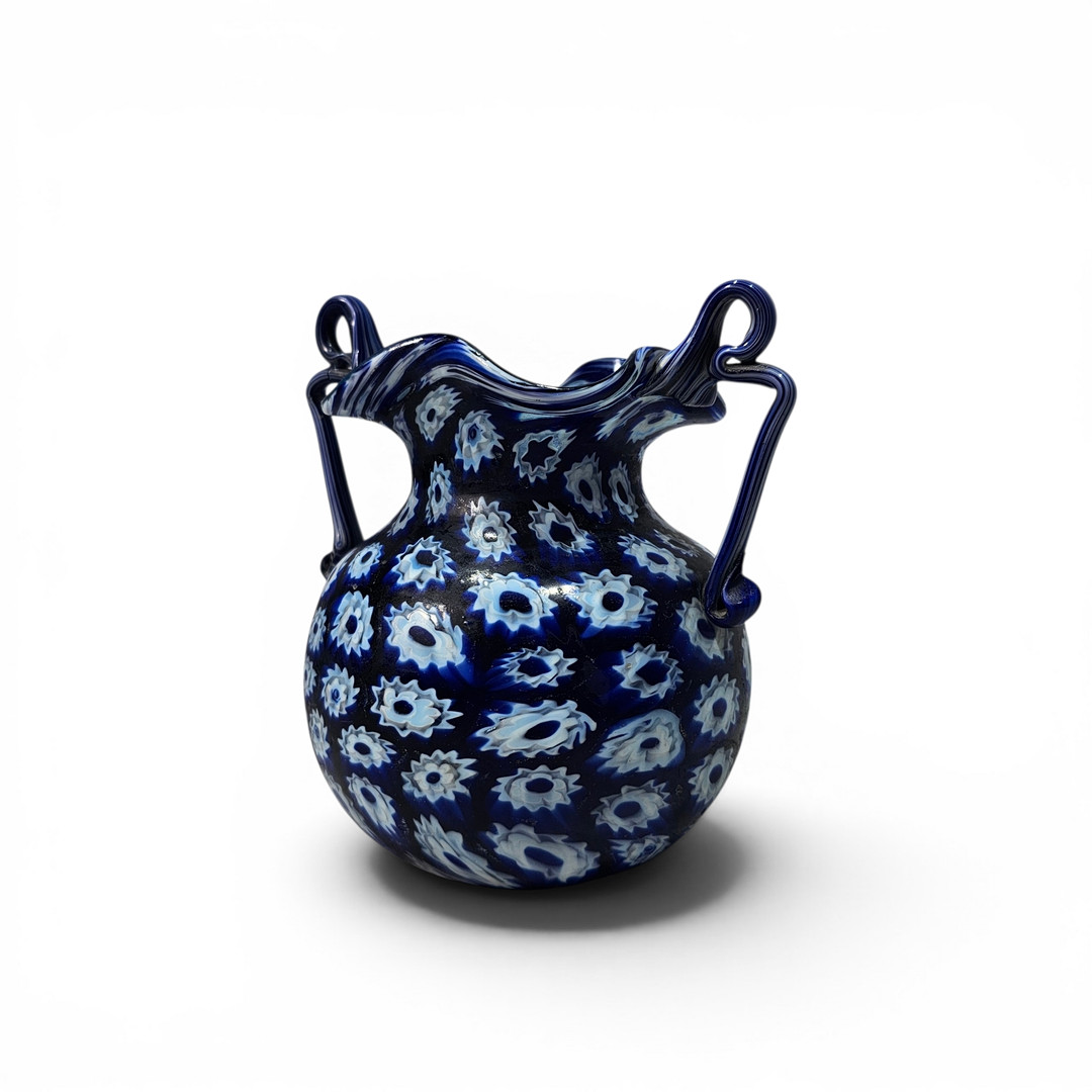 Murano. Jarrón en azul cobalto "Milefiore". Mediados siglo XX.