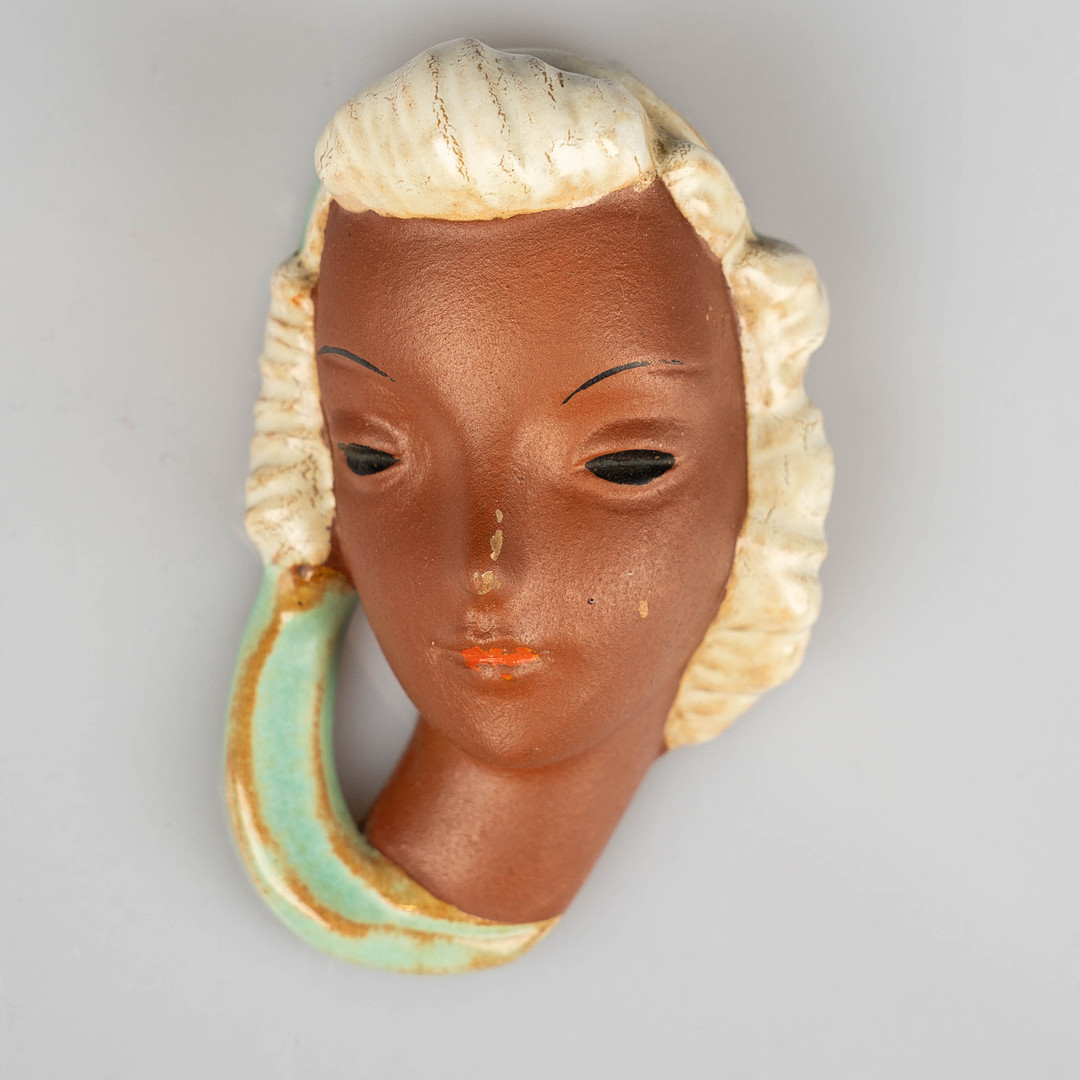 FRIEDRICH GOLDSCHEIDER. Väggrelief/ Väggmask, modell 8249/3, Tyskland, 1950-tal.