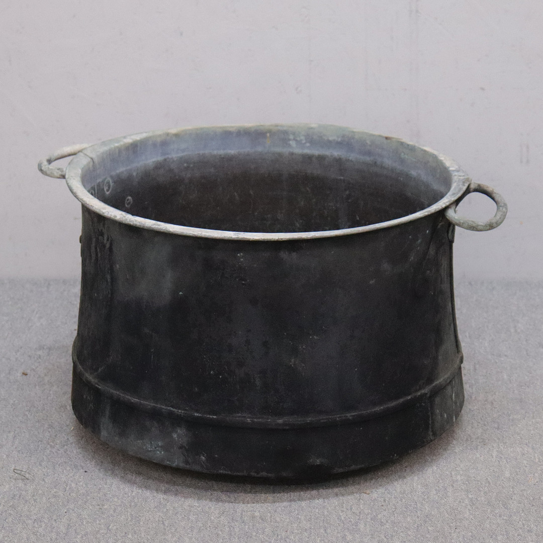KOPPARGRYTA, bemålad, 1800/1900-tal.