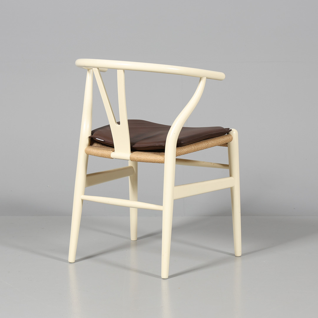 HANS J WEGNER. STOL, "Y-stolen", Carl Hansen & Søn, Danmark.