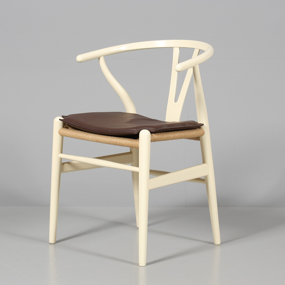 HANS J WEGNER. STOL, "Y-stolen", Carl Hansen & Søn, Danmark.