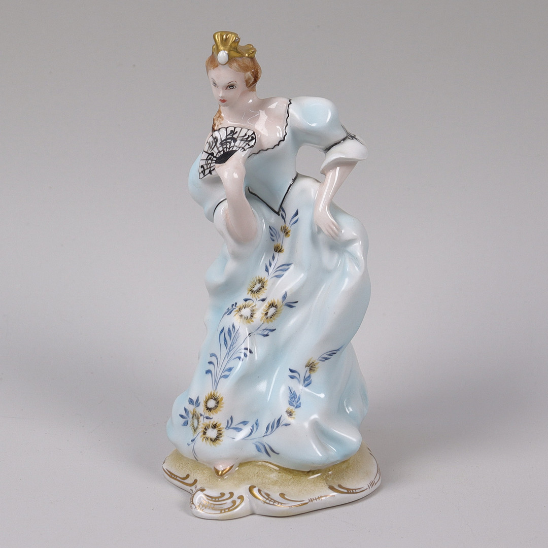 FIGURIN, Tyskland, barock kvinnomodell med solfjäder, 1900-talets första hälft.