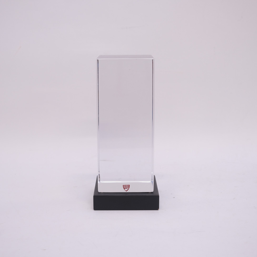OLLE ALBERIUS. SKULPTUR, GLAS, ORREFORS, SIGNERAD.