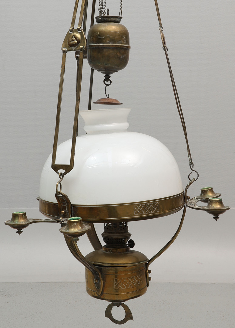 TAKFOTOGENLAMPA, med hissanordning, mässing & glas, jugend, tidigt 1900-tal.