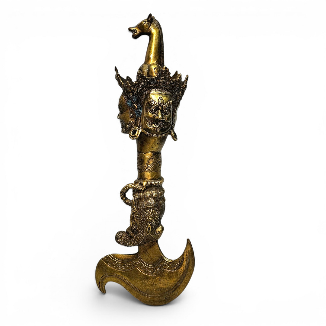 Kartika Phurba. Cuchillo tibetano en bronce.