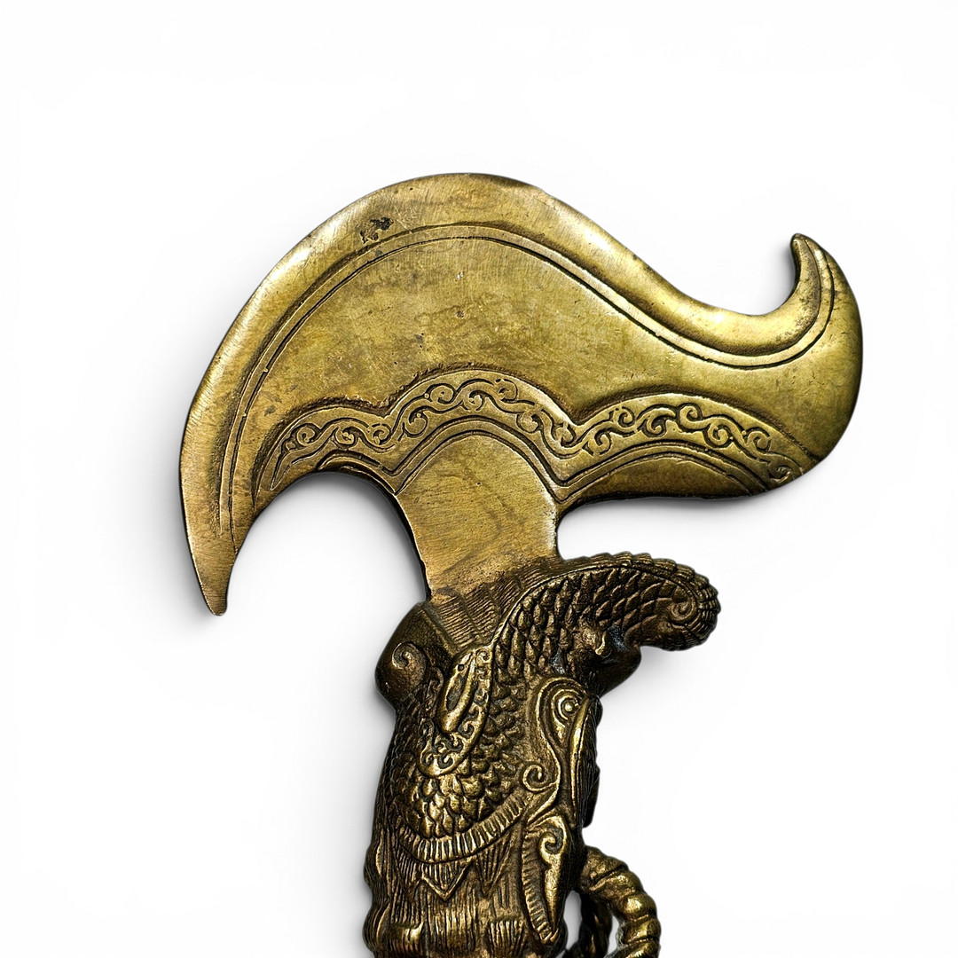 Kartika Phurba. Cuchillo tibetano en bronce.