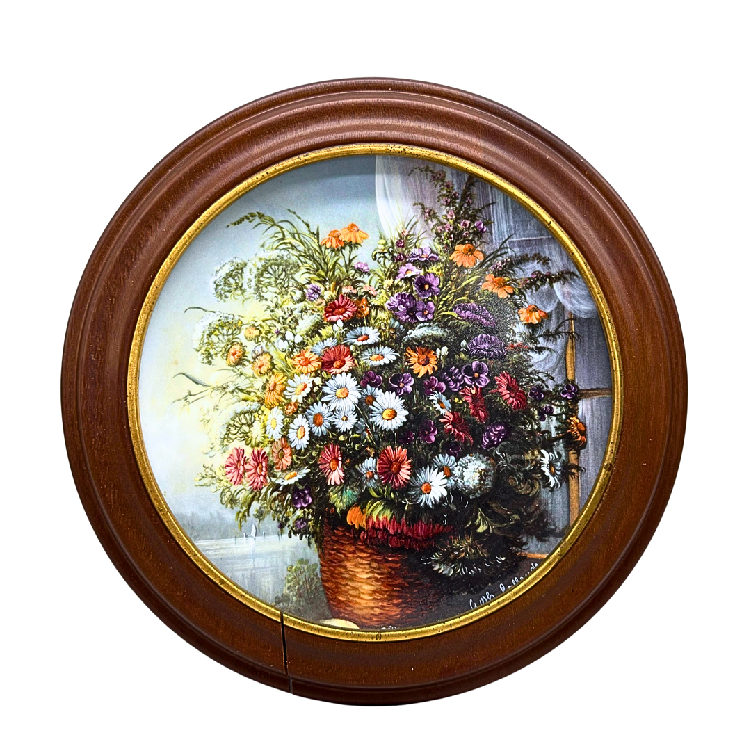 E. W. G. COLLANDE. ROSENTHAL CLASSIC ROSE SAMMELTELLER AUS PORZELLAN ERSTAUSGABE DER SAMMLUNG „BLUMEN AM FENSTER: BOTEN DER LIEBE“.