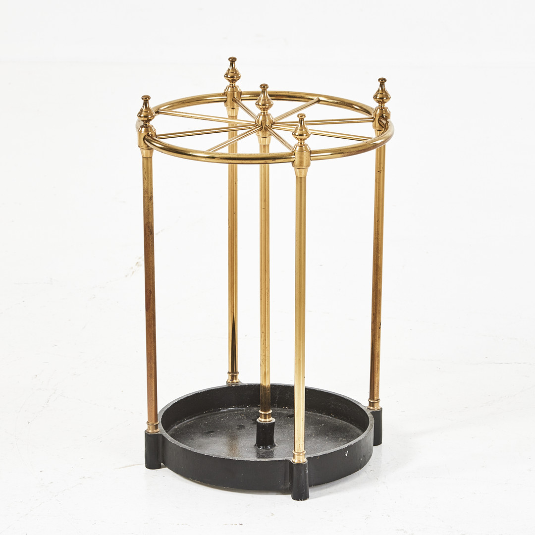 PARAPLYSTÄLL, 1900-talets slut, järn och mässing, märkt JANS England.