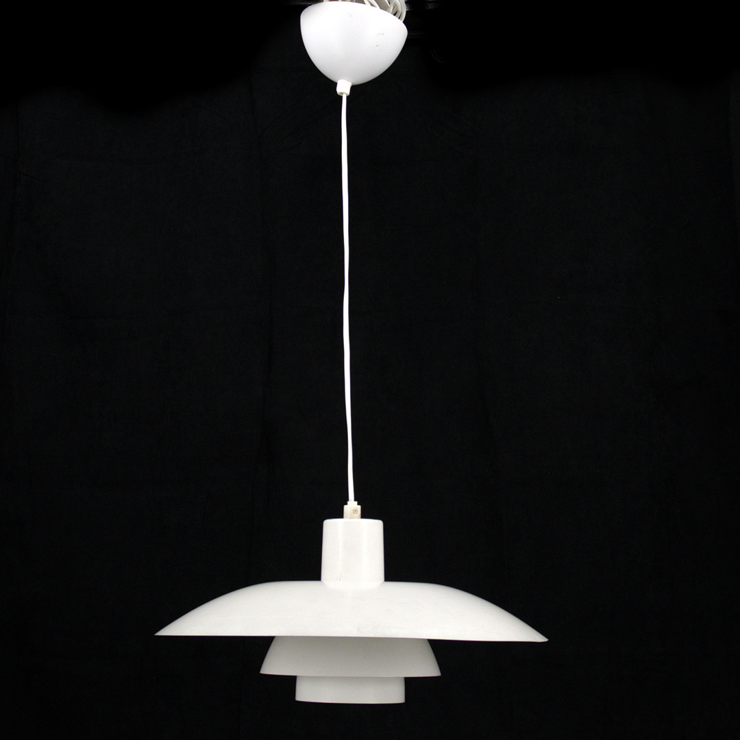 POUL HENNINGSEN. Taklampa, "PH", vit metall, etikettmärkt, Louis Poulsen, Danmark.