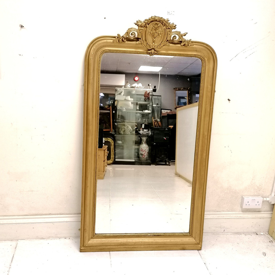 ANTIQUE LARGE GILT FRAMED MIRROR MIRROR 153CM X 84CM.