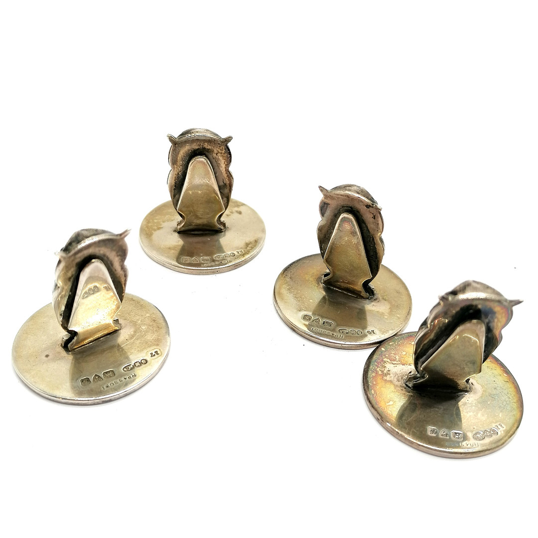 SET OF 4 SAMPSON MORDAN & CO 1907 CHESTER SILVER HALLMARKED MENU HOLDERS IN THE FORM OF OWLS.