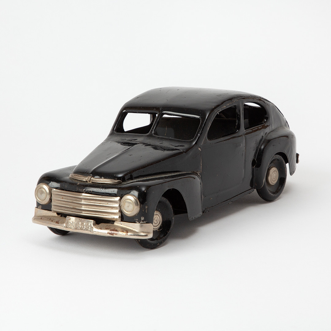 BRIO. "Volvo PV 444", leksaksbil, plåt, urverk, Sverige, 1950-tal.