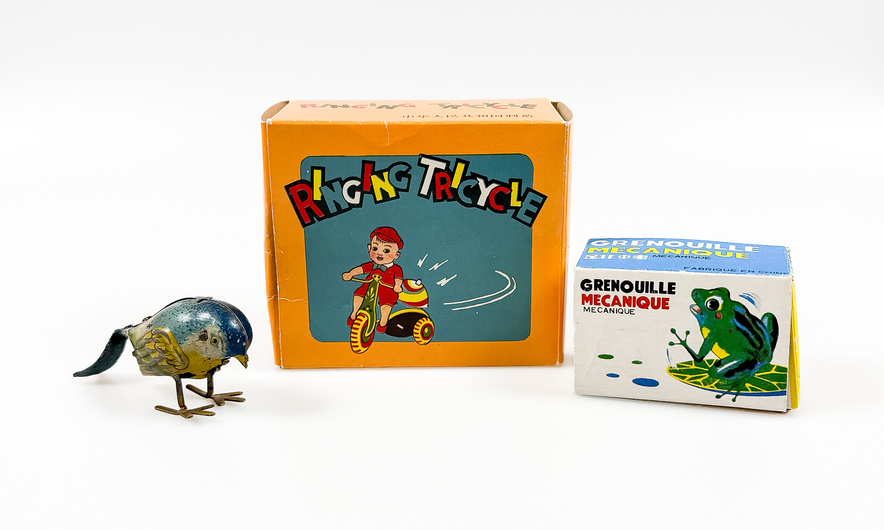PLÅTLEKSAKER, 3 delar, bl.a Jumping Frog, Ringing Tricycle, Kina, Tyskland.