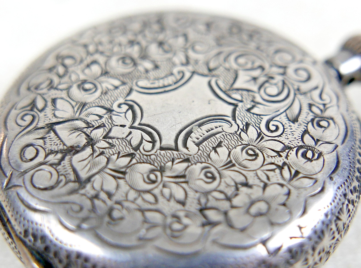 A 935 SILVER CASED SWISS LADY'S POCKET WATCH.