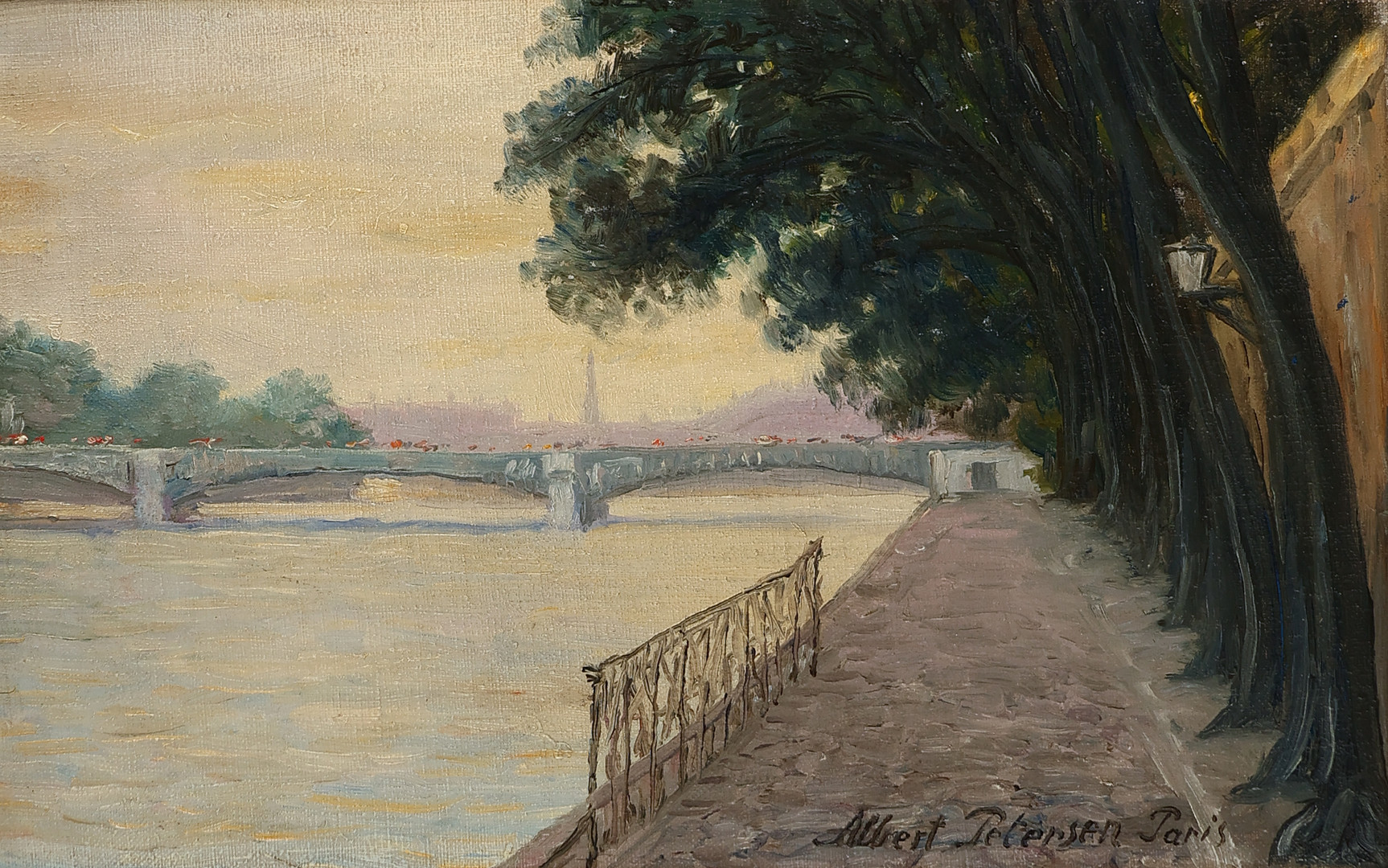 ALBERT PETERSEN (1875-1957). Motiv fra Seinen i Paris, olie på lærred, signeret, 1920'erne.