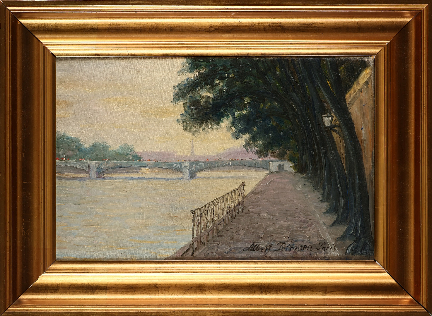 ALBERT PETERSEN (1875-1957). Motiv fra Seinen i Paris, olie på lærred, signeret, 1920'erne.