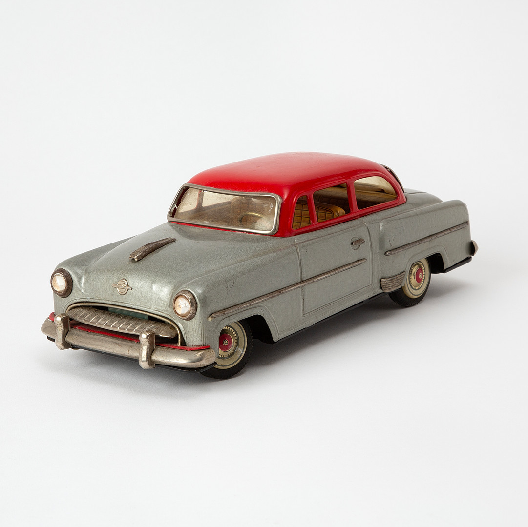 YONEZAWA. "Opel Olympia Record", friktion, litograferad plåt, Japan, 1950-tal.