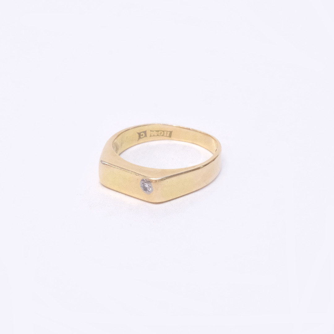 KLACKRING MED MOISSANIT, 18K GULD.