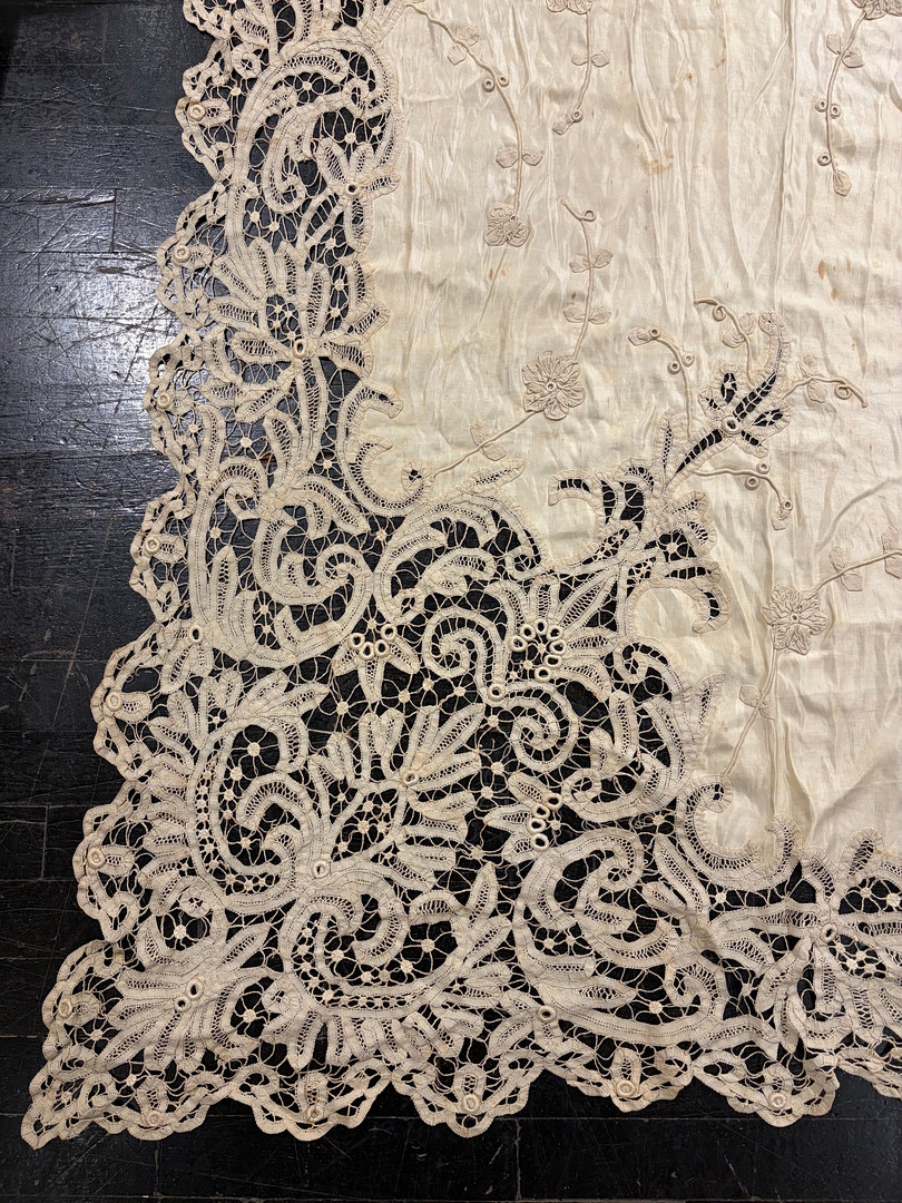 Modernist silk satin and lace tablecloth, early 20th Century.