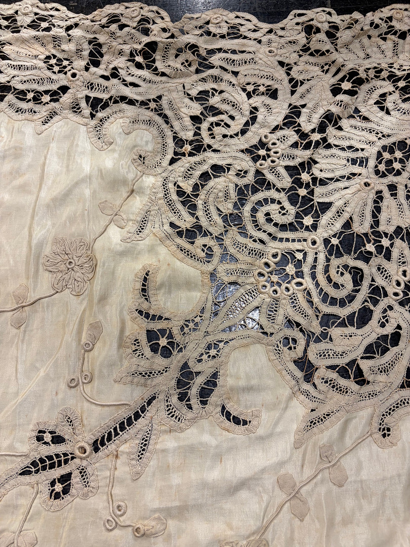 Modernist silk satin and lace tablecloth, early 20th Century.