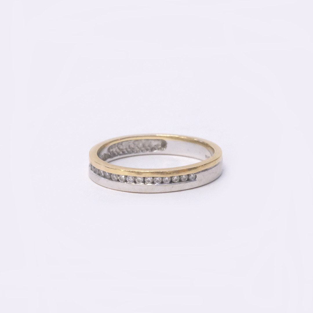 RING MED DIAMANTER, 18K GULD.