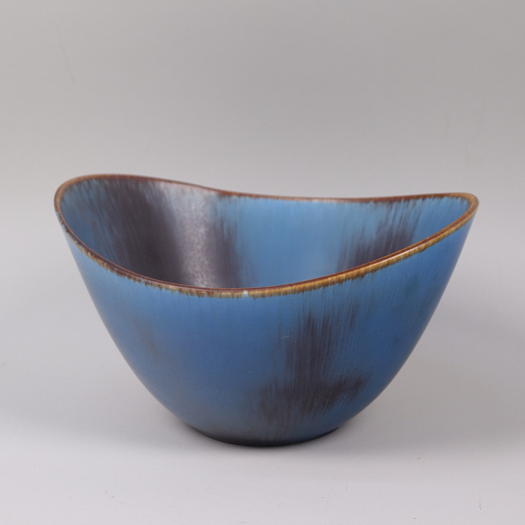 GUNNAR NYLUND. skål, stengods, serie "AXK", Rörstrand.