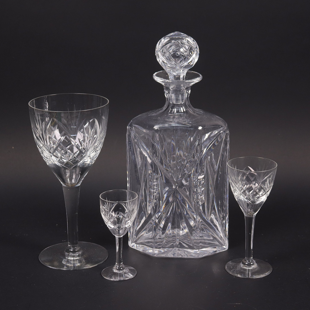 GLASSERVIS, helgaslipat, 36 delar.