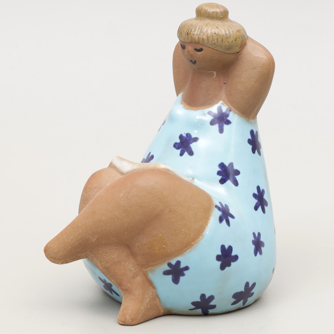 LISA LARSON. "Emma", figurin ur serien "ABC-flickor", keramik, Gustavsberg.