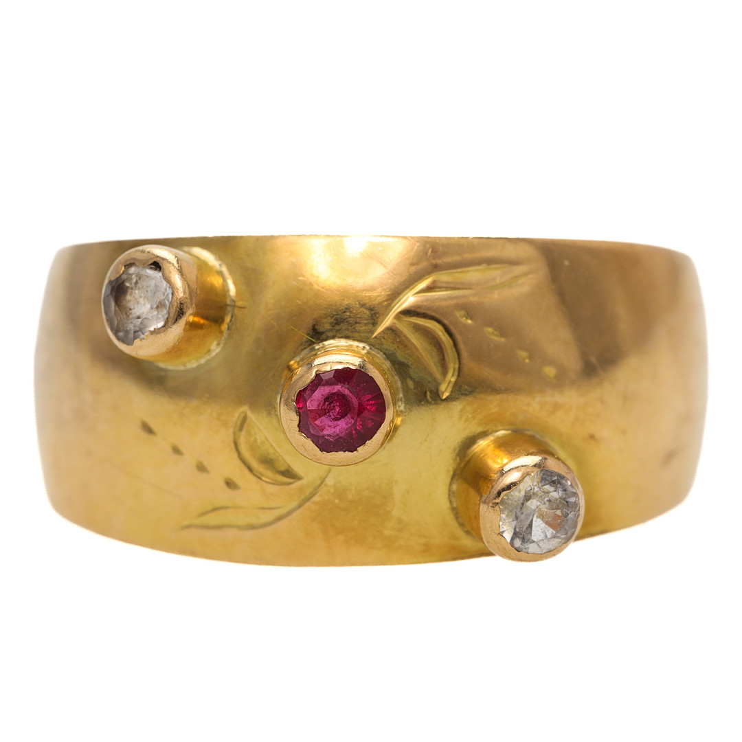 RING, 18 k guld, stenar, graverad floral dekor, Rhalens Guldsmedja, Borås 1962.