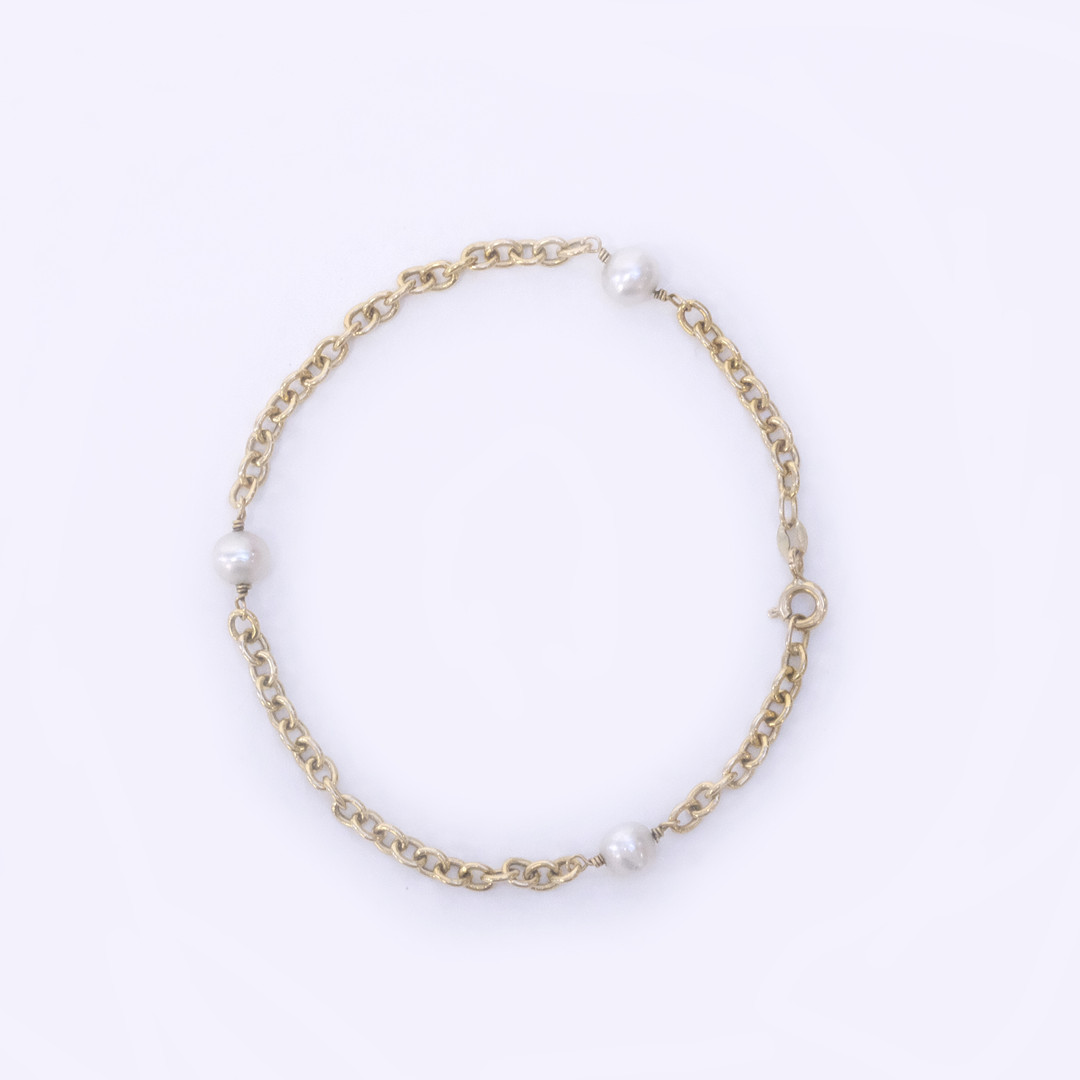 ARMBAND MED PÄRLOR, 18K GULD.