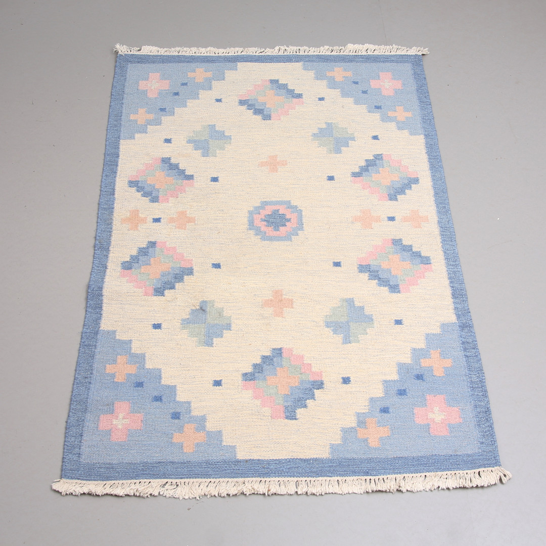 RÖLAKANMATTA, blå/rosa, ca 200 x 138 cm.