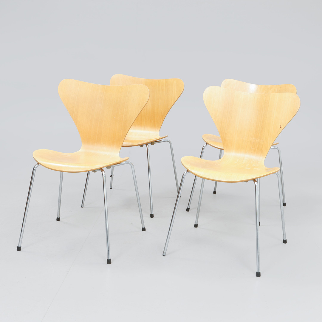 ARNE JACOBSEN. Stolar, "Sjuan", 4 st, Fritz Hansen, 1984.