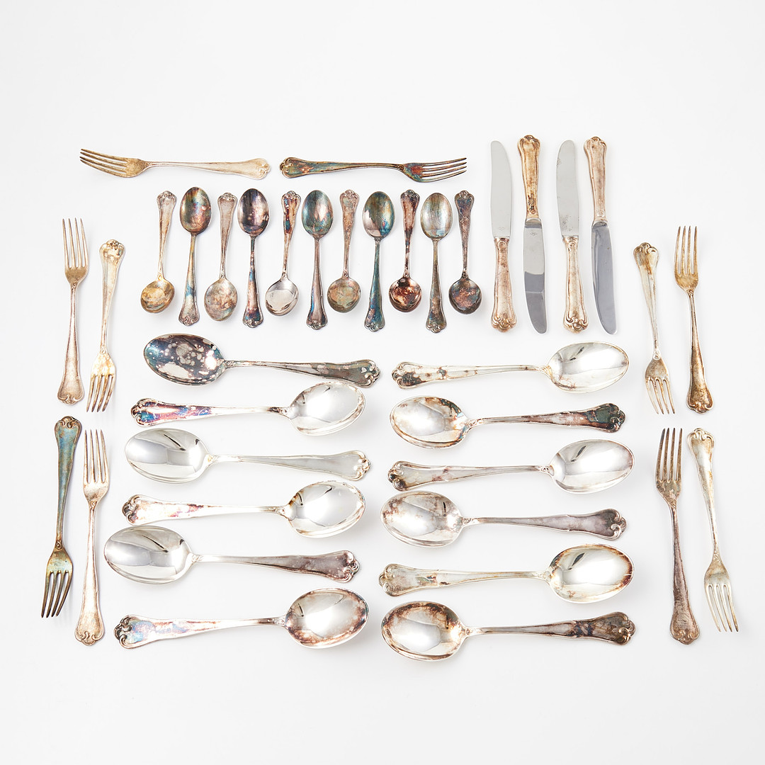 BESTICKDELAR. 37 dlr, silver, Mema, Lidköping, 1900-talets mitt.