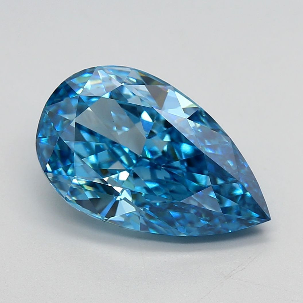 STRAHLEND BLAUER LOSER "PEAR"-DIAMANT VON 5,06 CT. MIT LASERSIGNATUR.