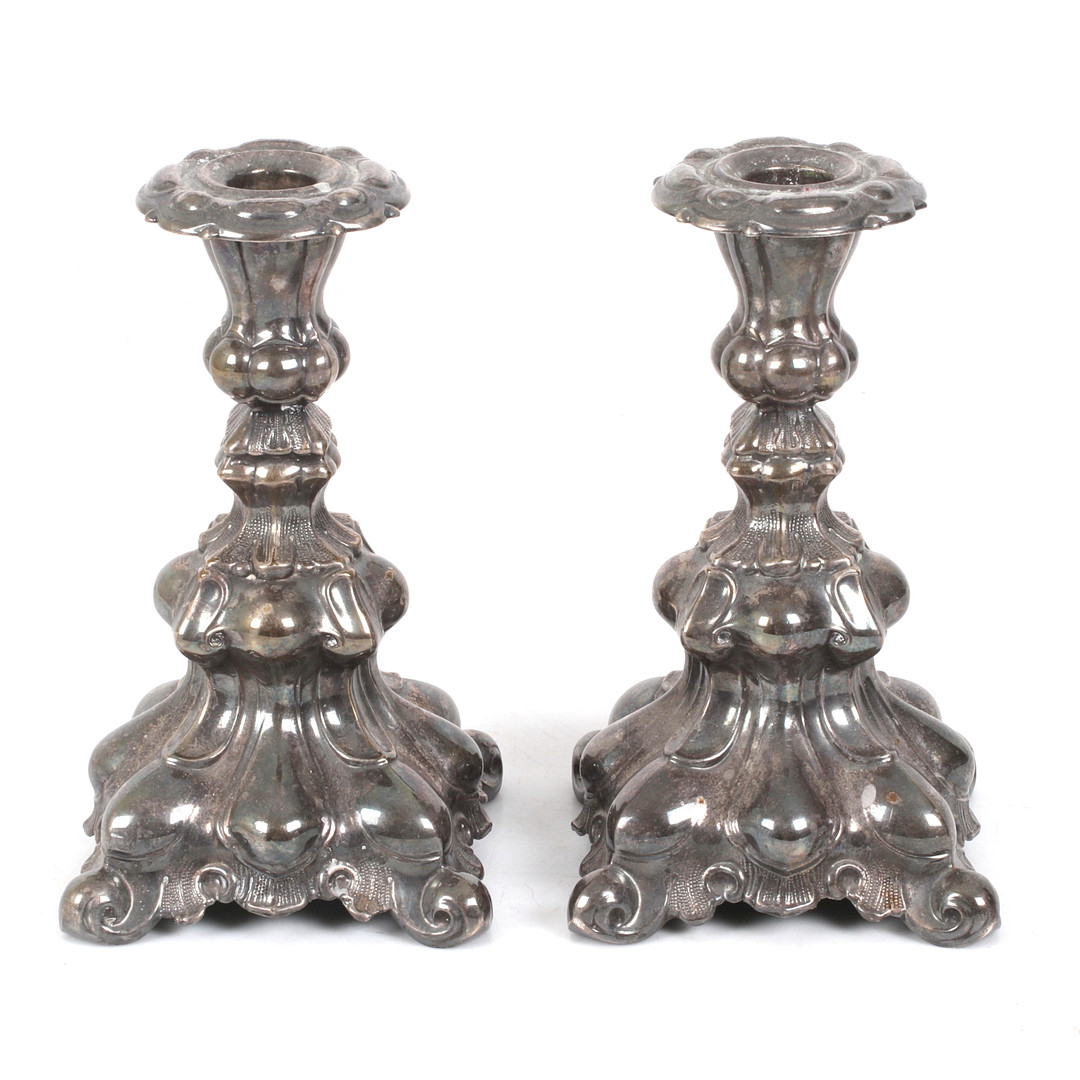 LJUSSTAKAR, ett par, nysilver, barockstil, 1900-tal.
